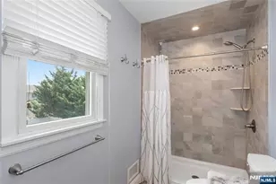 512 Lyster Ave, Saddle Brook Township, NJ 07663 - Photo 22