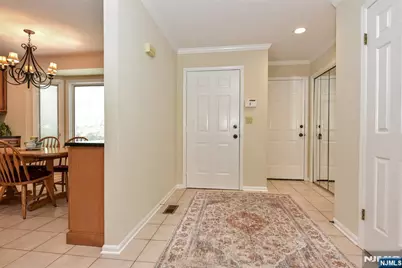 227 Westervelt Lane, Mahwah, NJ 07430 - Photo 8