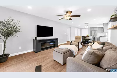 136 Changebridge Road J7 #J7, Montville Township, NJ 07045 - Photo 8