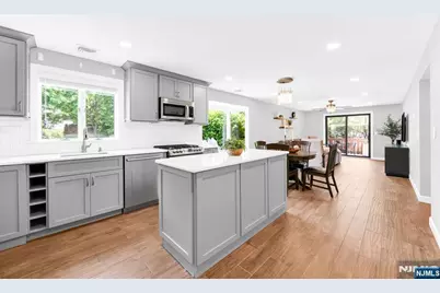 136 Changebridge Road J7 #J7, Montville Township, NJ 07045 - Photo 2