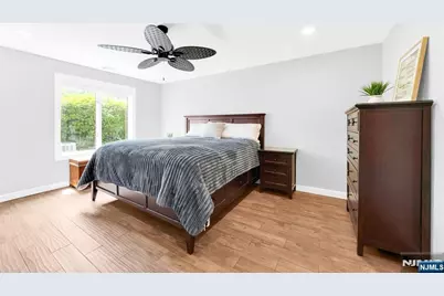 136 Changebridge Road J7 #J7, Montville Township, NJ 07045 - Photo 14