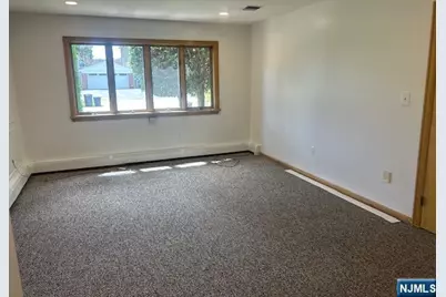 201 Franklin Street 2 #2, Elmwood Park, NJ 07407 - Photo 12