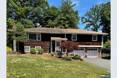 76 Cider Mill, Hawthorne, NJ 07506 - Photo 2