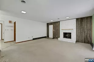 281 Rivara Ct, Ridgewood, NJ 07450 - Photo 34