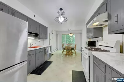 281 Rivara Court, Ridgewood, NJ 07450 - Photo 22