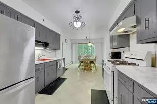 281 Rivara Ct, Ridgewood, NJ 07450 - Photo 22