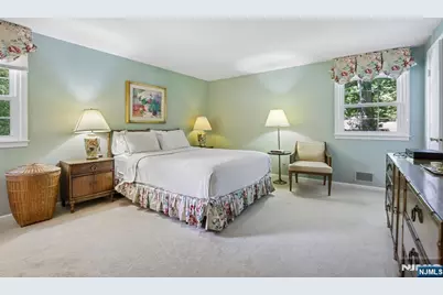 24 Cherry Hill Road, Livingston, NJ 07039 - Photo 12