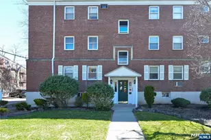 980 Main Street C1, Hackensack, NJ 07601 - Photo 8