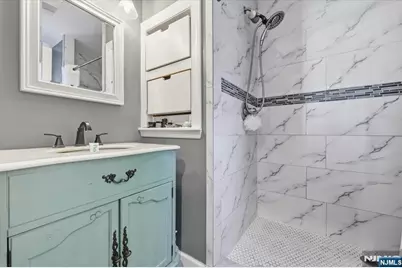 66 7th Avenue, Hawthorne, NJ 07506 - Photo 20