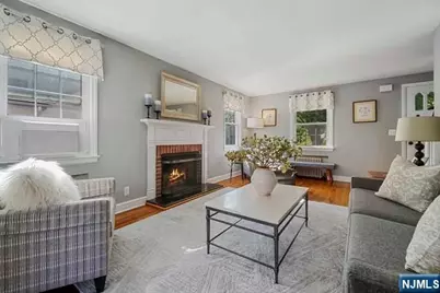 14 Ramsey Terrace, Fair Lawn, NJ 07410 - Photo 4