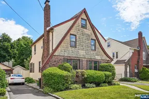 21 Ferncliff Rd, Bloomfield, NJ 07003 - Photo 2