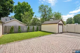 21 Ferncliff Rd, Bloomfield, NJ 07003 - Photo 44