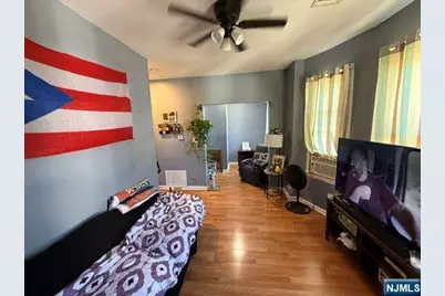 20 Montrose Terrace, Irvington, NJ 07111 - Photo 2