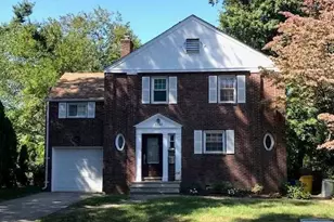 1284 Fayette St, Teaneck Township, NJ 07666 - Photo 1