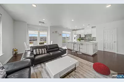 161 Wesmont Drive 4113 #4113, Wood Ridge, NJ 07075 - Photo 6