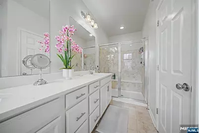 161 Wesmont Drive 4113 #4113, Wood Ridge, NJ 07075 - Photo 18