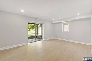 229 Wayne Ave, Cliffside Park, NJ 07010 - Photo 30