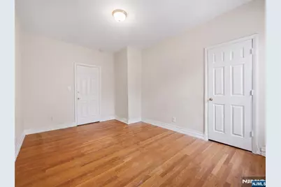 1-2 Hilliard Avenue 1 #1, Edgewater, NJ 07020 - Photo 14