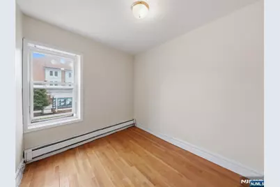 1-2 Hilliard Avenue 1 #1, Edgewater, NJ 07020 - Photo 12