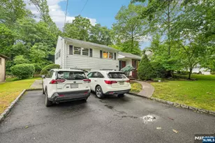 108 Morningside Rd, Paramus, NJ 07652 - Photo 4