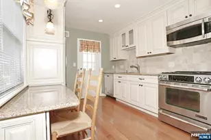 29 Margaret Ct, Dumont, NJ 07628 - Photo 8