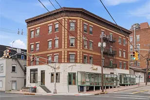 1-2 Hilliard Ave 2, Edgewater, NJ 07020 - Photo 1
