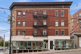 1-2 Hilliard Ave 2, Edgewater, NJ 07020 - Photo 2
