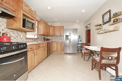 71 Lexington Avenue, Dumont, NJ 07628 - Photo 10