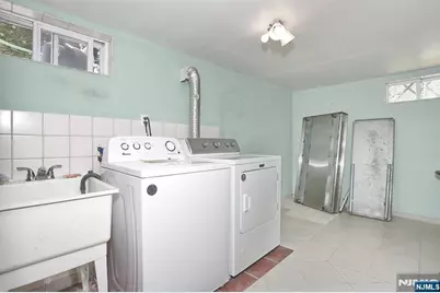 71 Lexington Avenue, Dumont, NJ 07628 - Photo 30
