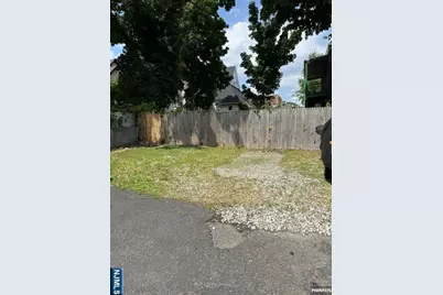 8 Maple Avenue, Montclair, NJ 07042 - Photo 10