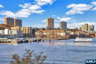 1200 Ave At Port Imperial 521, Weehawken, NJ 07086 - Photo 34
