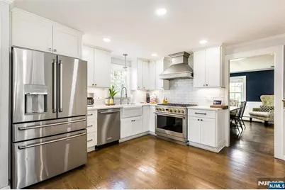 160 Woodland Avenue, Verona, NJ 07044 - Photo 14