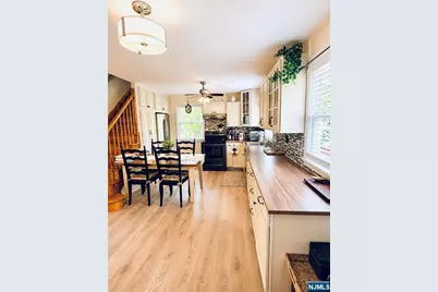 13 Oak Street, Wanaque, NJ 07420 - Photo 12