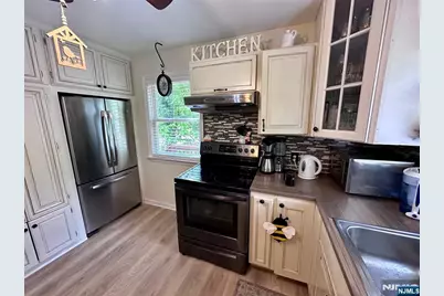 13 Oak Street, Wanaque, NJ 07420 - Photo 16