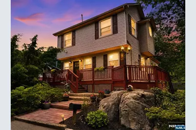 13 Oak Street, Wanaque, NJ 07420 - Photo 2