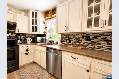 13 Oak Street, Wanaque, NJ 07420 - Photo 14