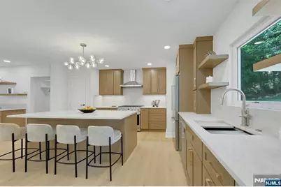 279 Jefferson Avenue, Cresskill, NJ 07626 - Photo 12