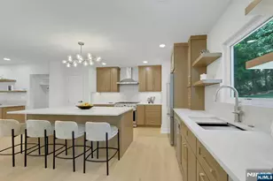 279 Jefferson Ave, Cresskill, NJ 07626 - Photo 12