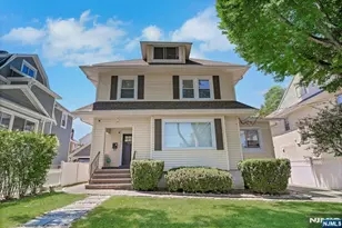 318 Beechwood Pl, Leonia, NJ 07605 - Photo 1