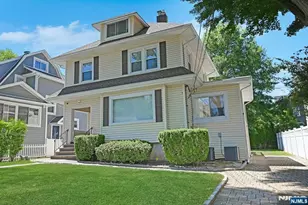 318 Beechwood Pl, Leonia, NJ 07605 - Photo 2