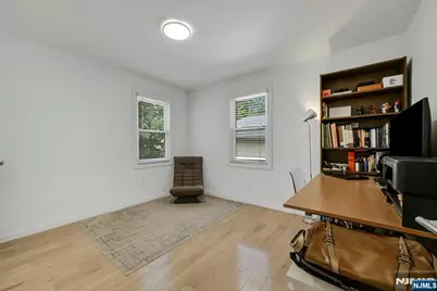 318 Beechwood Place, Leonia, NJ 07605 - Photo 20