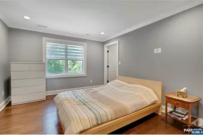 697 Terrace Drive, Paramus, NJ 07652 - Photo 20