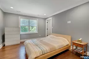 697 Terrace Dr, Paramus, NJ 07652 - Photo 20