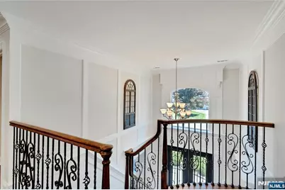 697 Terrace Drive, Paramus, NJ 07652 - Photo 14