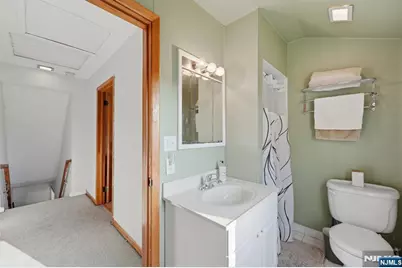 653 7th Street, Lyndhurst Township, NJ 07071 - Photo 20
