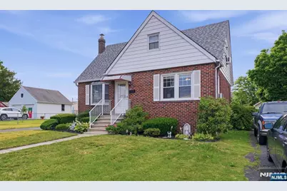 653 7th Street, Lyndhurst Township, NJ 07071 - Photo 6