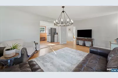 653 7th Street, Lyndhurst Township, NJ 07071 - Photo 10