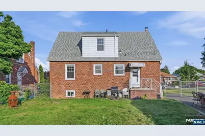 653 7th Street, Lyndhurst Township, NJ 07071 - Photo 28