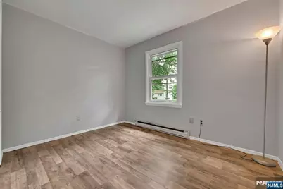 16 Essex Road, Sussex, NJ 07461 - Photo 18