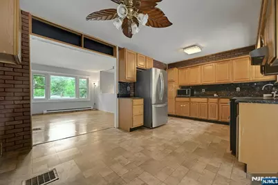 16 Essex Road, Sussex, NJ 07461 - Photo 6